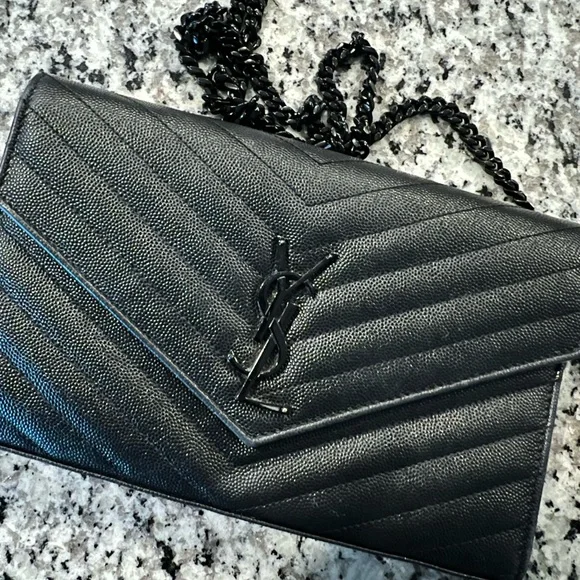 Yves Saint Laurent 黒 ボストンバッグ　エナメル Yves Saint Laurent 黒 ボストンバッグ エナメル 楽天市場
